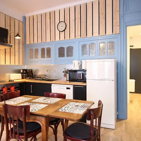 Apartment Mont-dore : T2 A 100m Du Marche Avec Wifi Au Pied Du Puy De Sancy - Fr-1-608-197 Le Mont-Dore