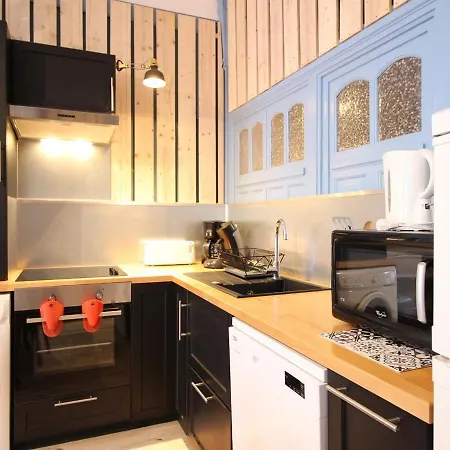 Apartment Mont-dore : T2 A 100m Du Marche Avec Wifi Au Pied Du Puy De Sancy - Fr-1-608-197 *
